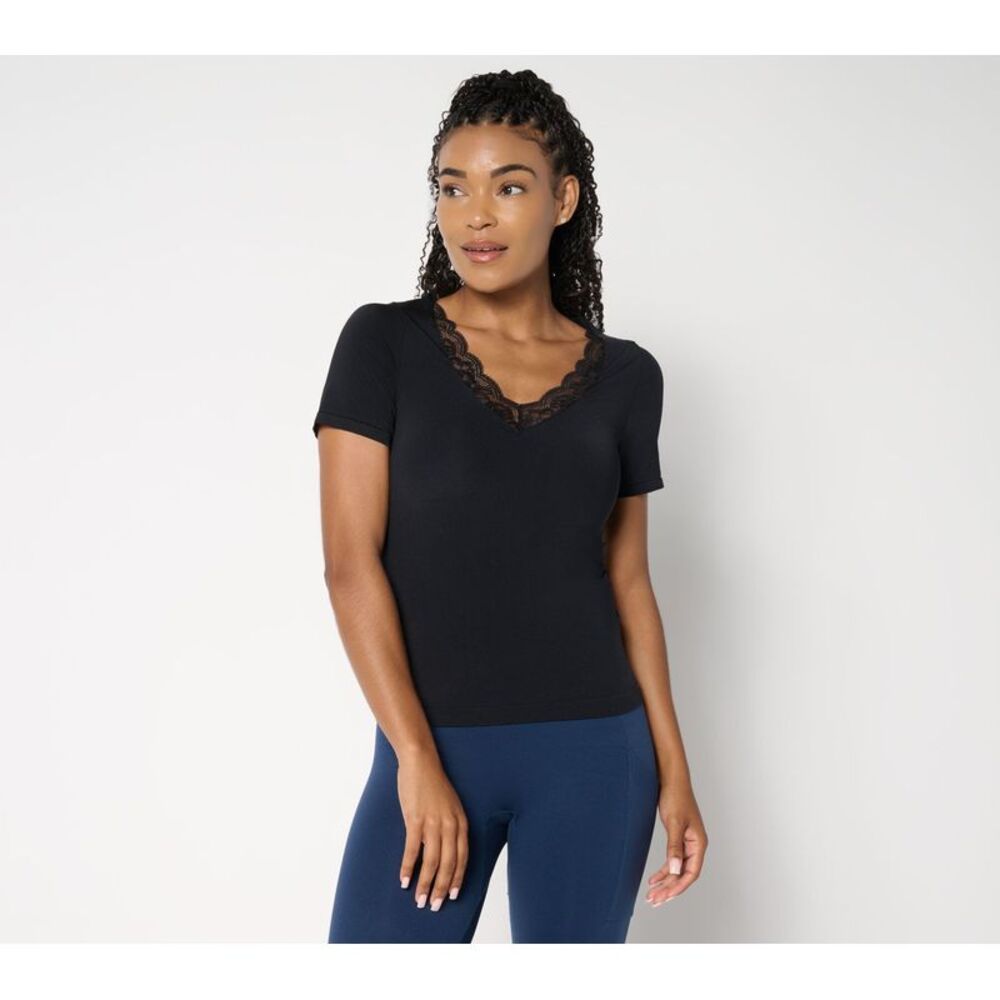 Gloria Vanderbilt Women's Top Sz M Breezies Natural Curves Seamless Black